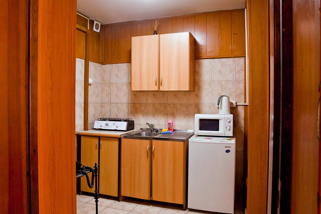 Lessor Apartments Almatý Habitación foto