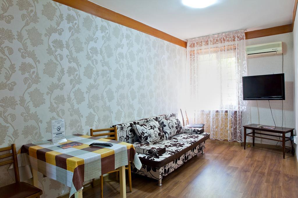 Lessor Apartments Almatý Habitación foto