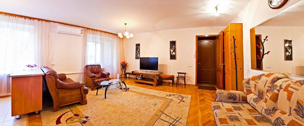 Lessor Apartments Almatý Habitación foto